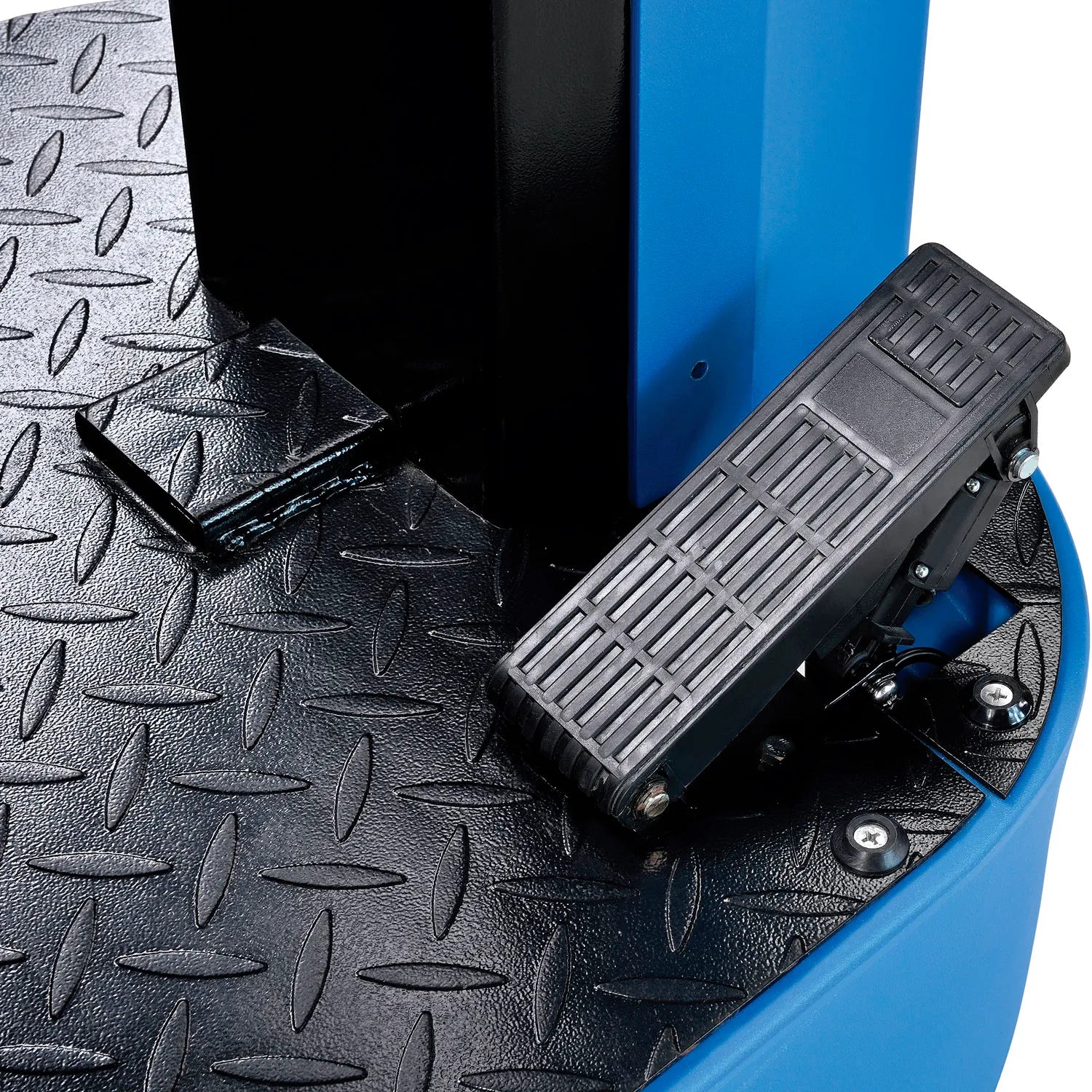 Global Industrial™ Auto Ride-On Floor Scrubber, 22" Cleaning Path